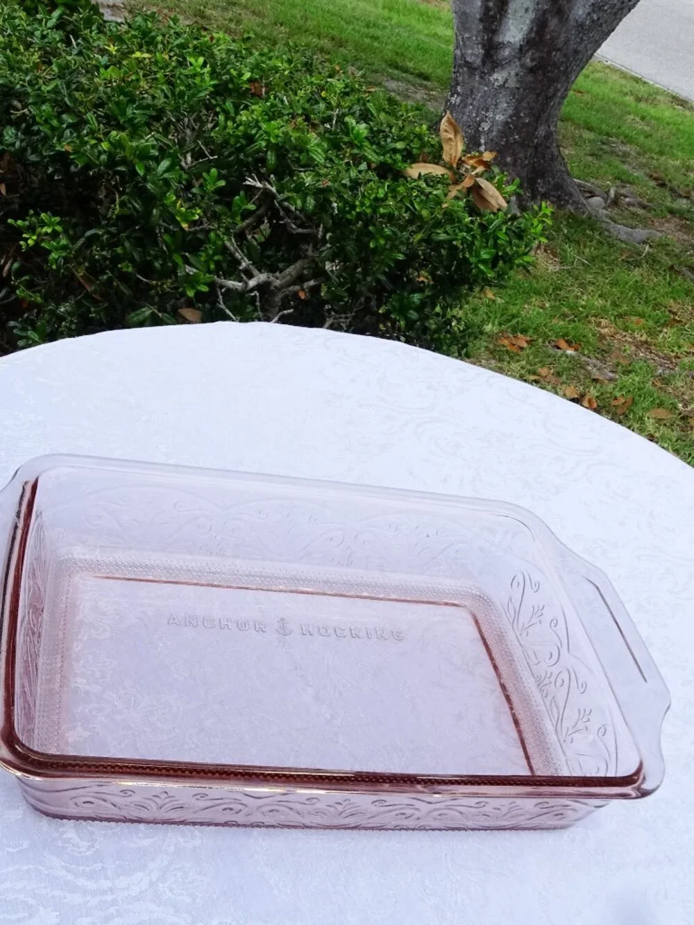 Anchor Hocking Rosewater Laurel -Rectangle Baking Pan Casserole Dish Pink 9